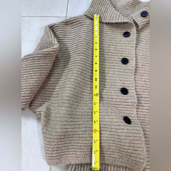 Stylish Tan Knit Sweater and Mini Skirt - Picture 7 of 9